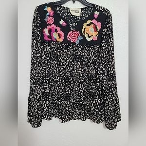 Savannah Jane Black Leopard Print Tunic with Embroidered Floral Top Large